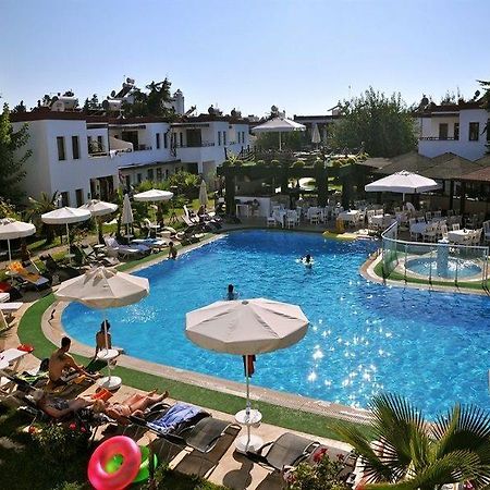 Cherry Apartments Turgutreis Bagian luar foto