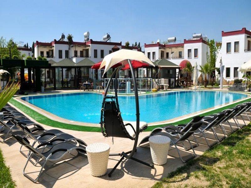 Cherry Apartments Turgutreis Bagian luar foto