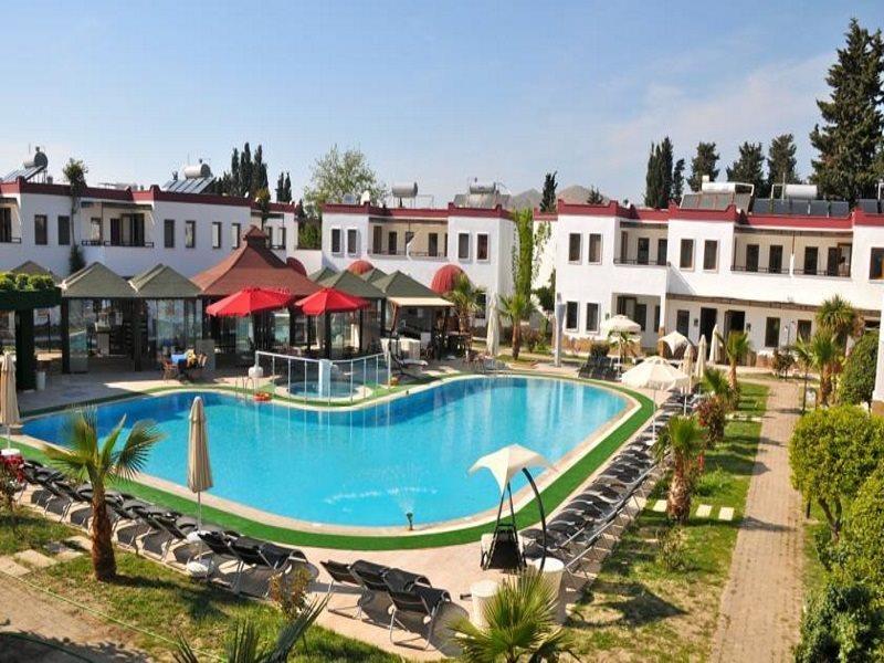 Cherry Apartments Turgutreis Bagian luar foto